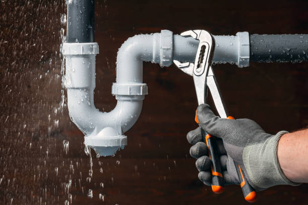 Professional Gas Line Repair technician working in Olivet, MI